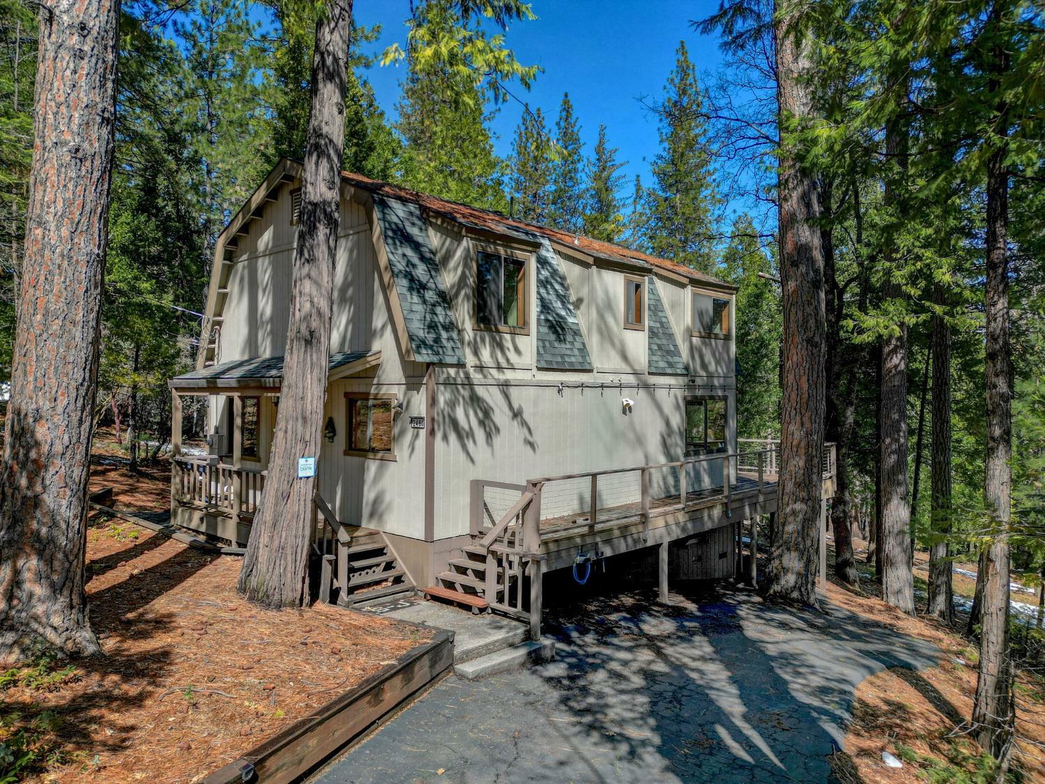 Property Photo: 2480 Chamonix Drive CA 95223