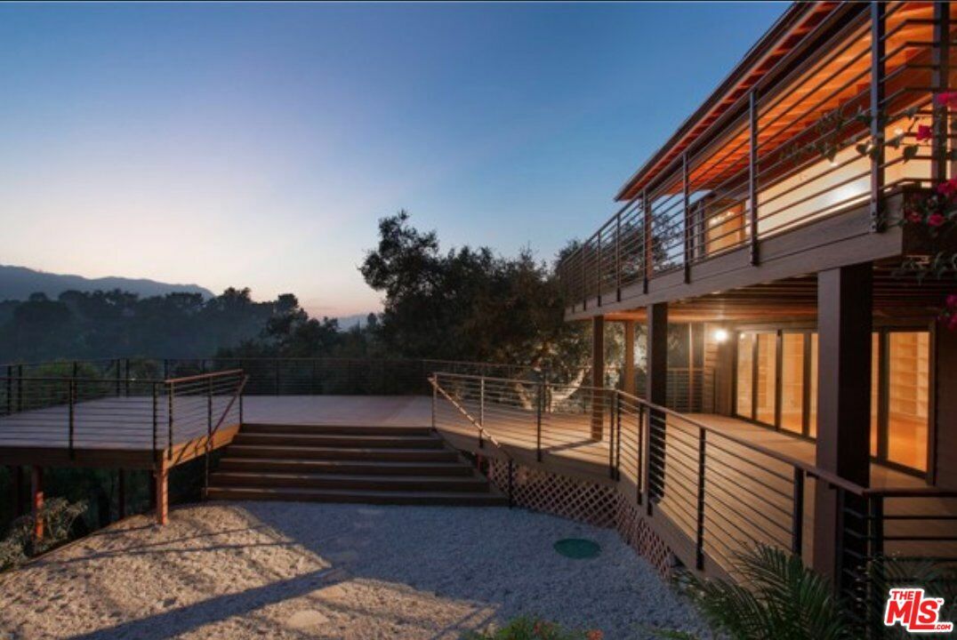 Property Photo: 21338 Colina Dr CA 90290