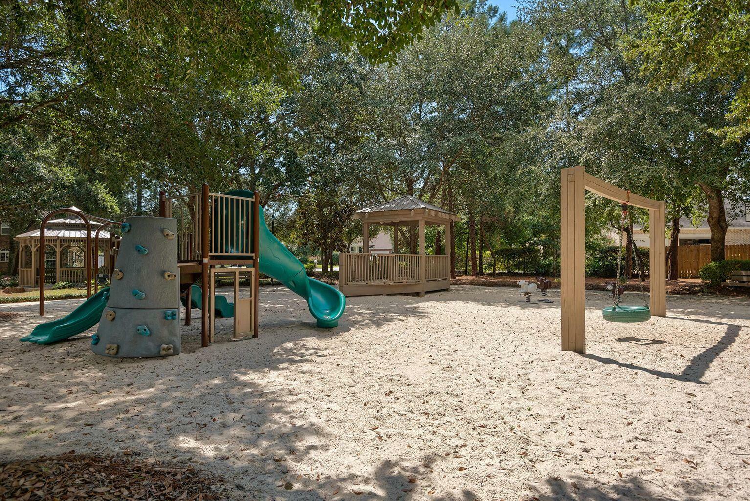 Property Photo: 1203 Basin Creek Cove FL 32578
