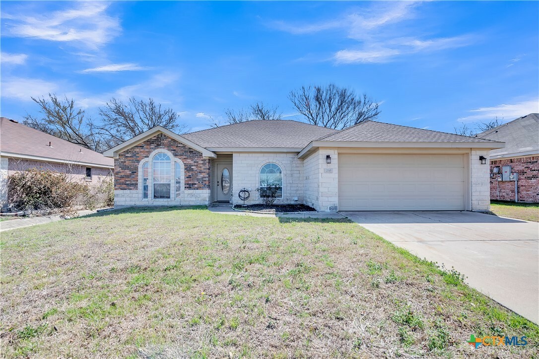 Property Photo:  230 Nolan Ridge Drive  TX 76559 