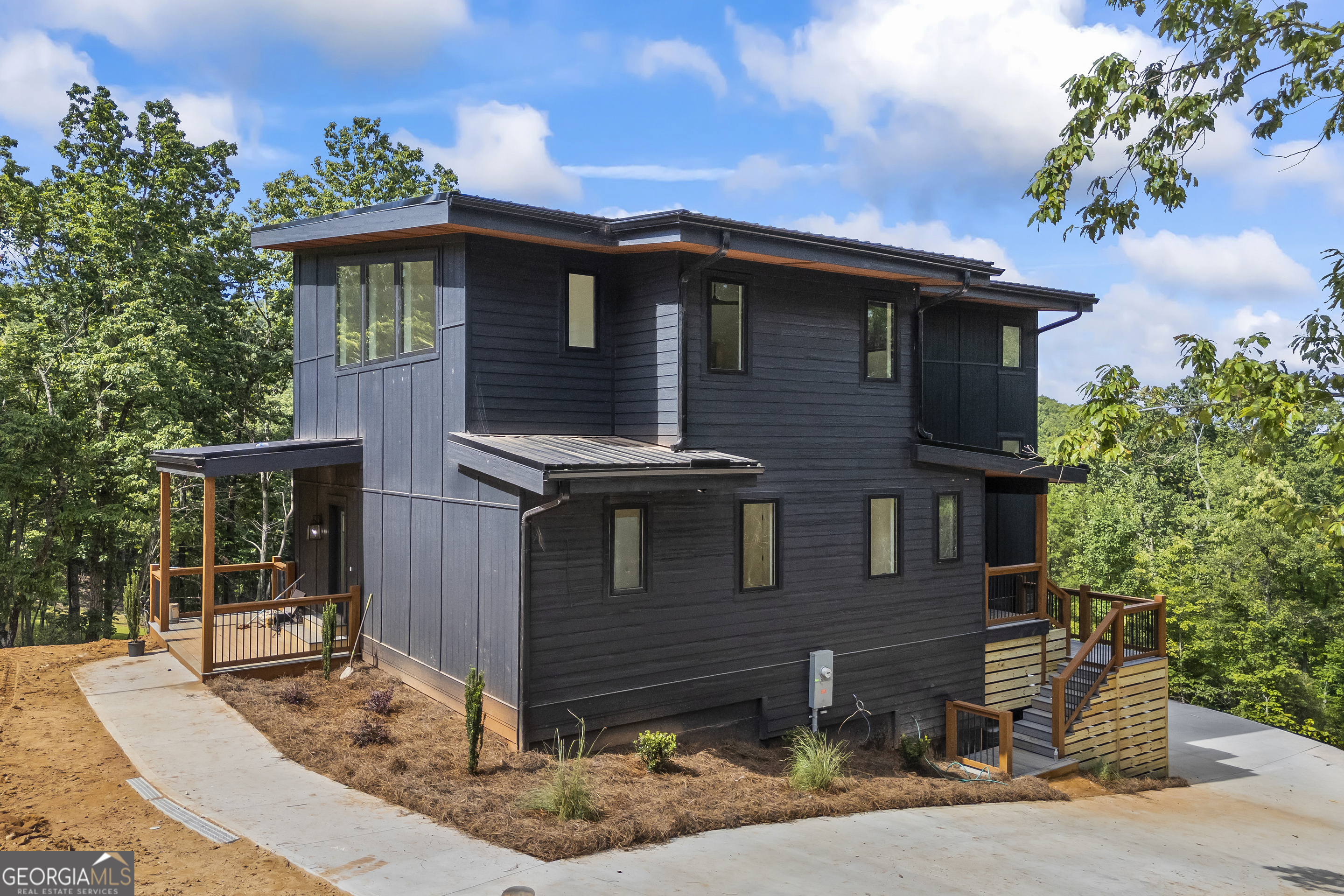 Property Photo:  1320 Daybreak Road  GA 30528 
