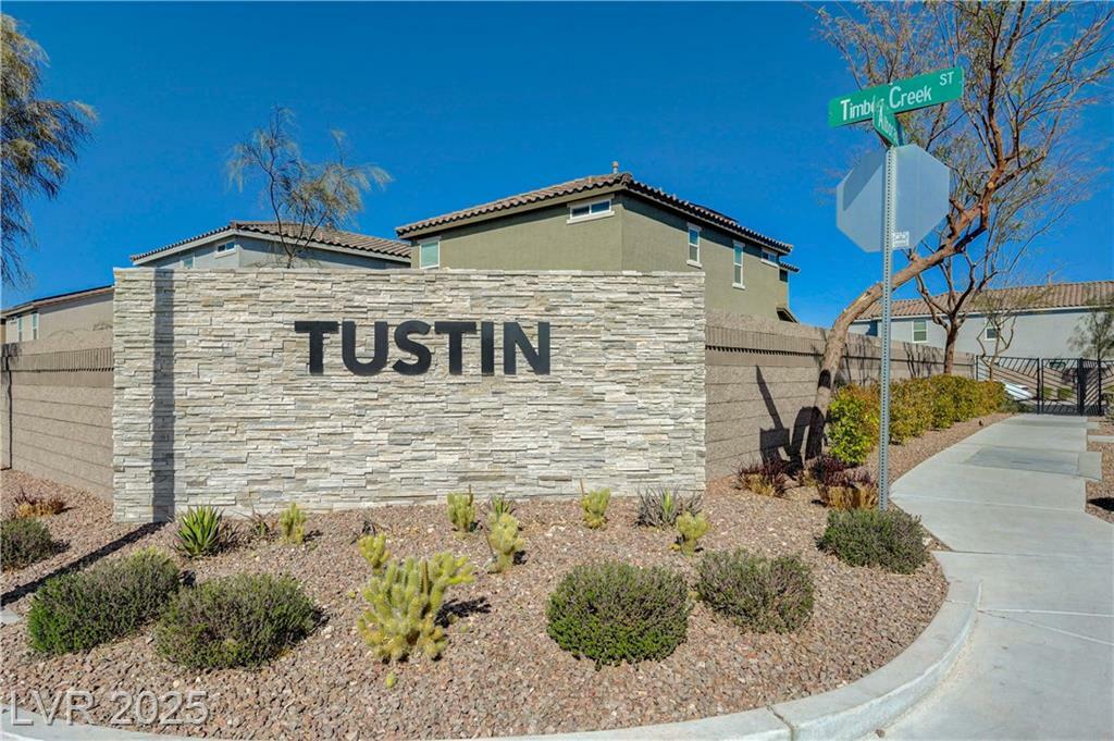 Property Photo: 5691 Tinar Street NV 89113