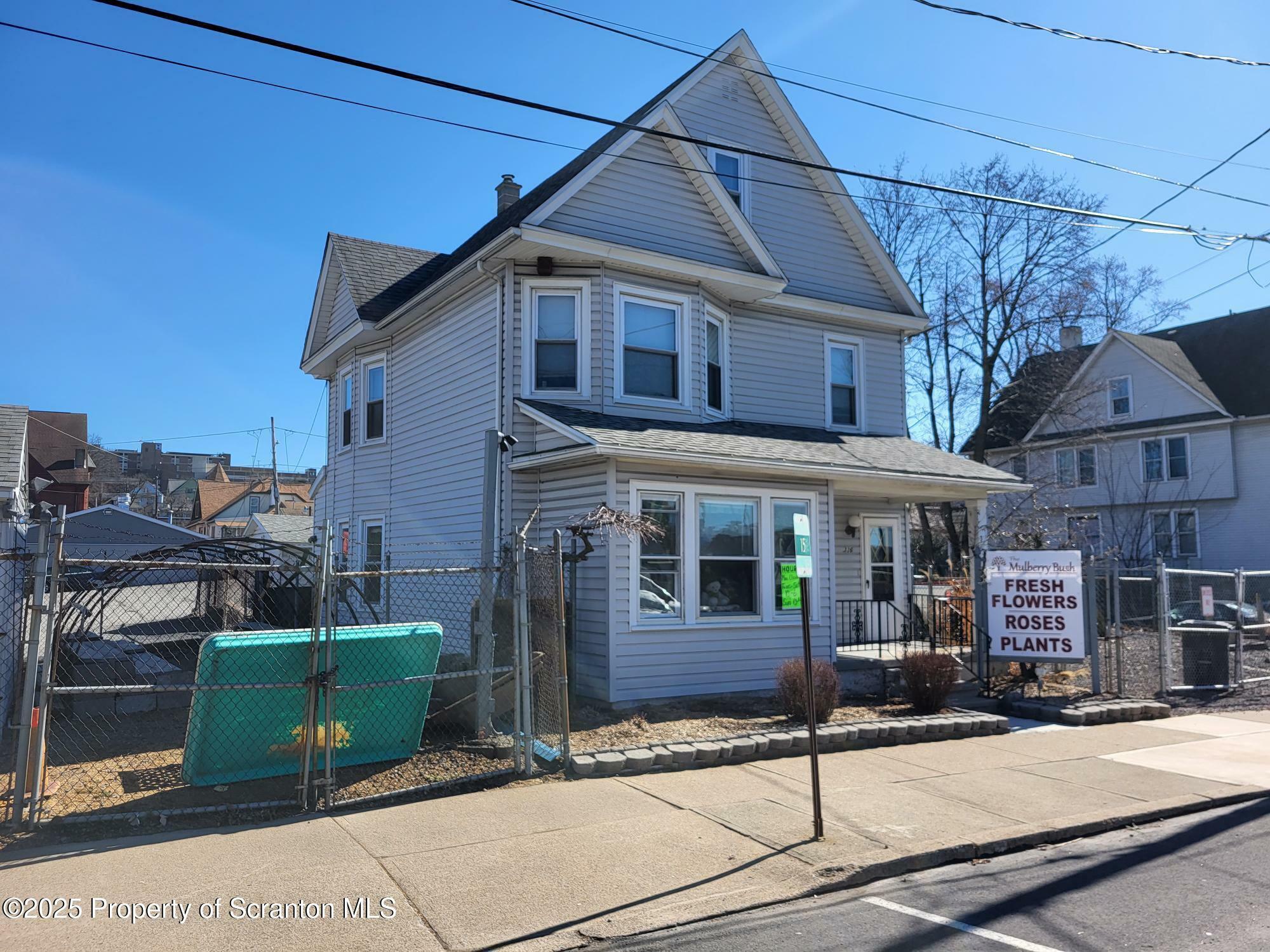 Property Photo: 1402-1404 Mulberry Street PA 18510