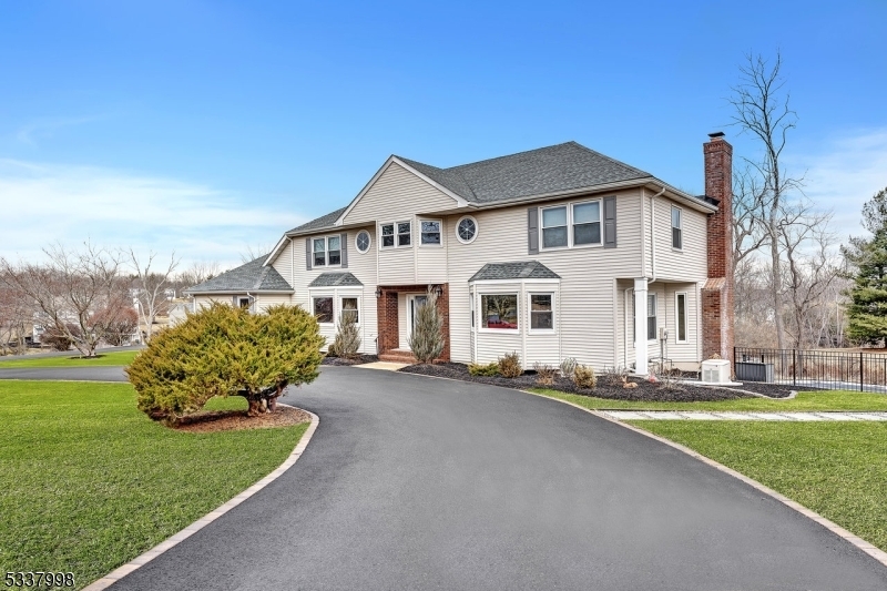 Property Photo: 518 Horizon Way NJ 08853