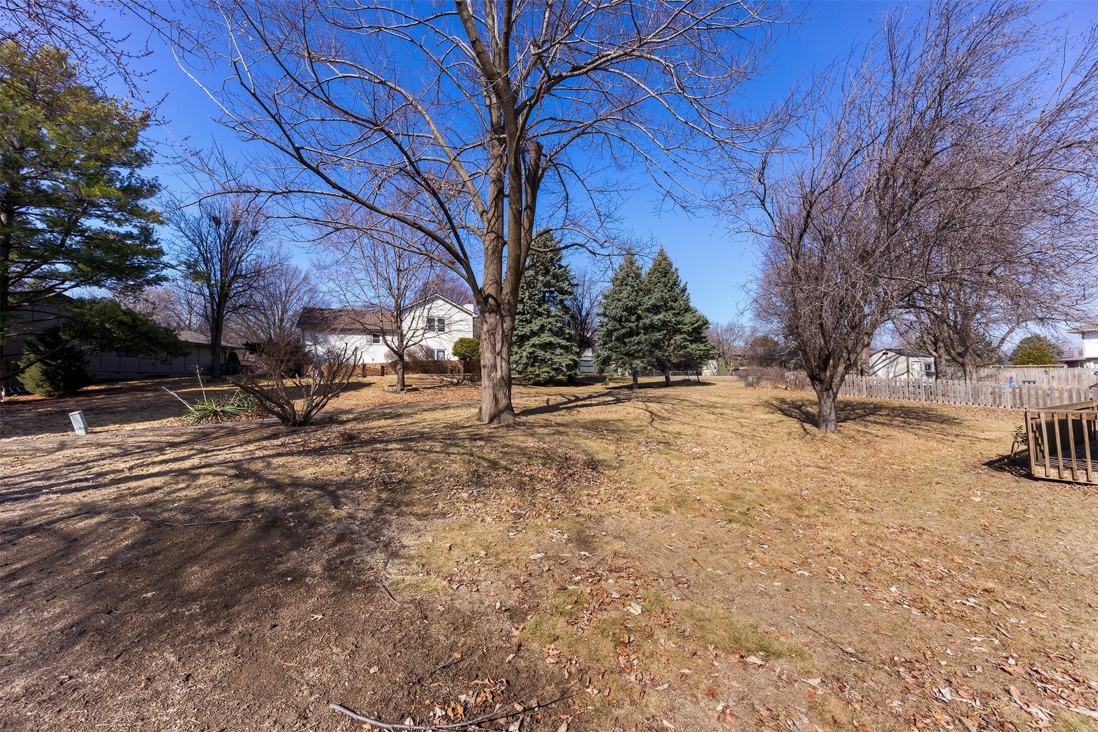 Property Photo:  3812 Mary Lynn Drive  IA 50322 