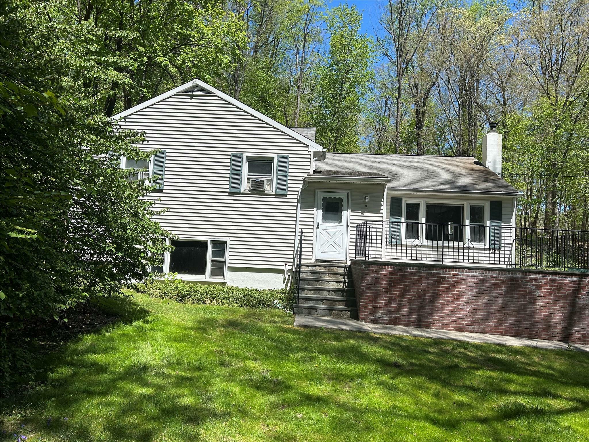Property Photo: 9 Grandview Drive NY 10570