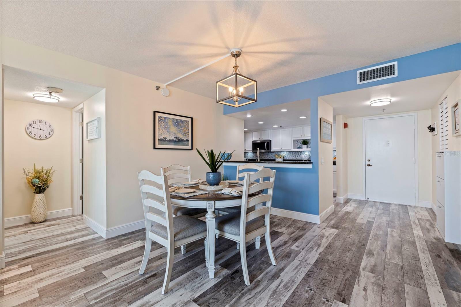 Property Photo: 6372 Palma Del Mar Boulevard S 1007 FL 33715