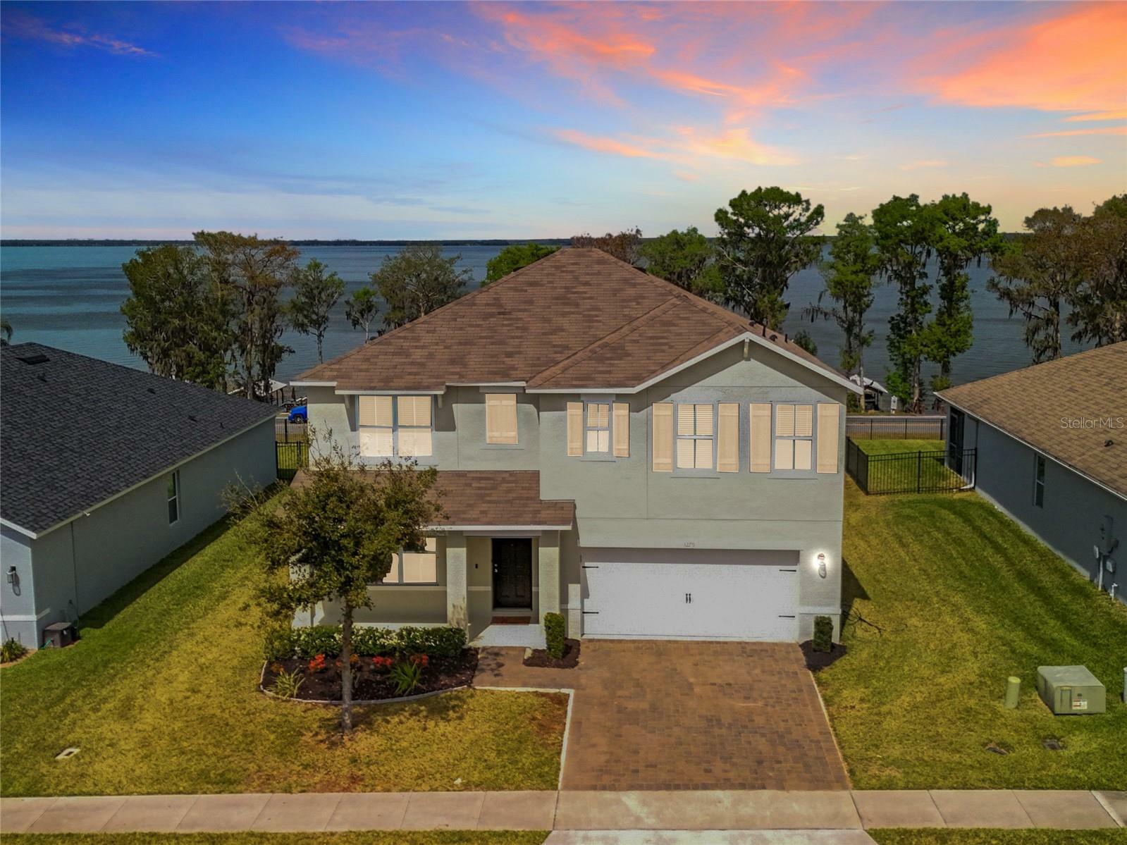 3279 Landing View  Tavares FL 32778 photo