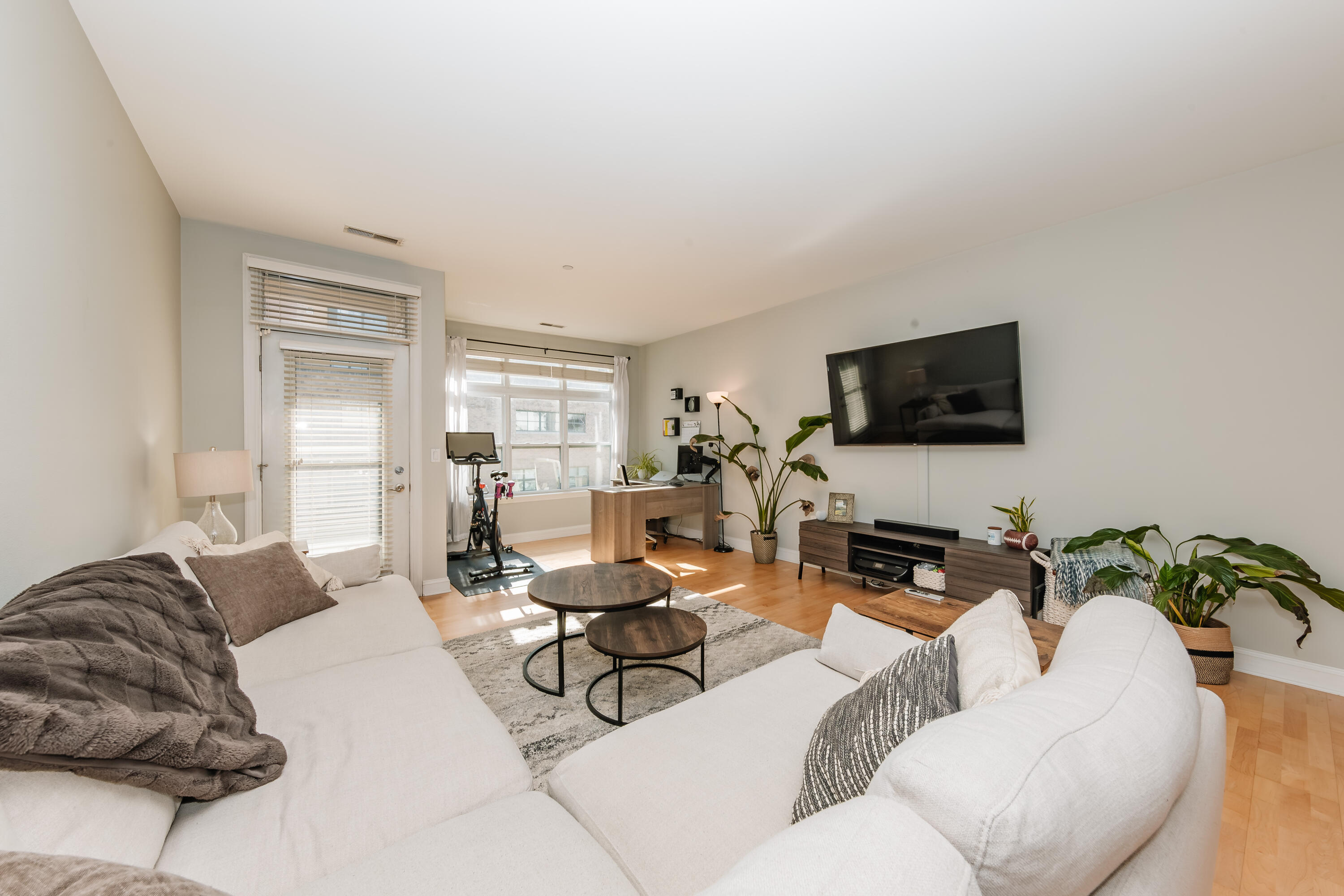 Property Photo: 1905 N Water St 309 WI 53202