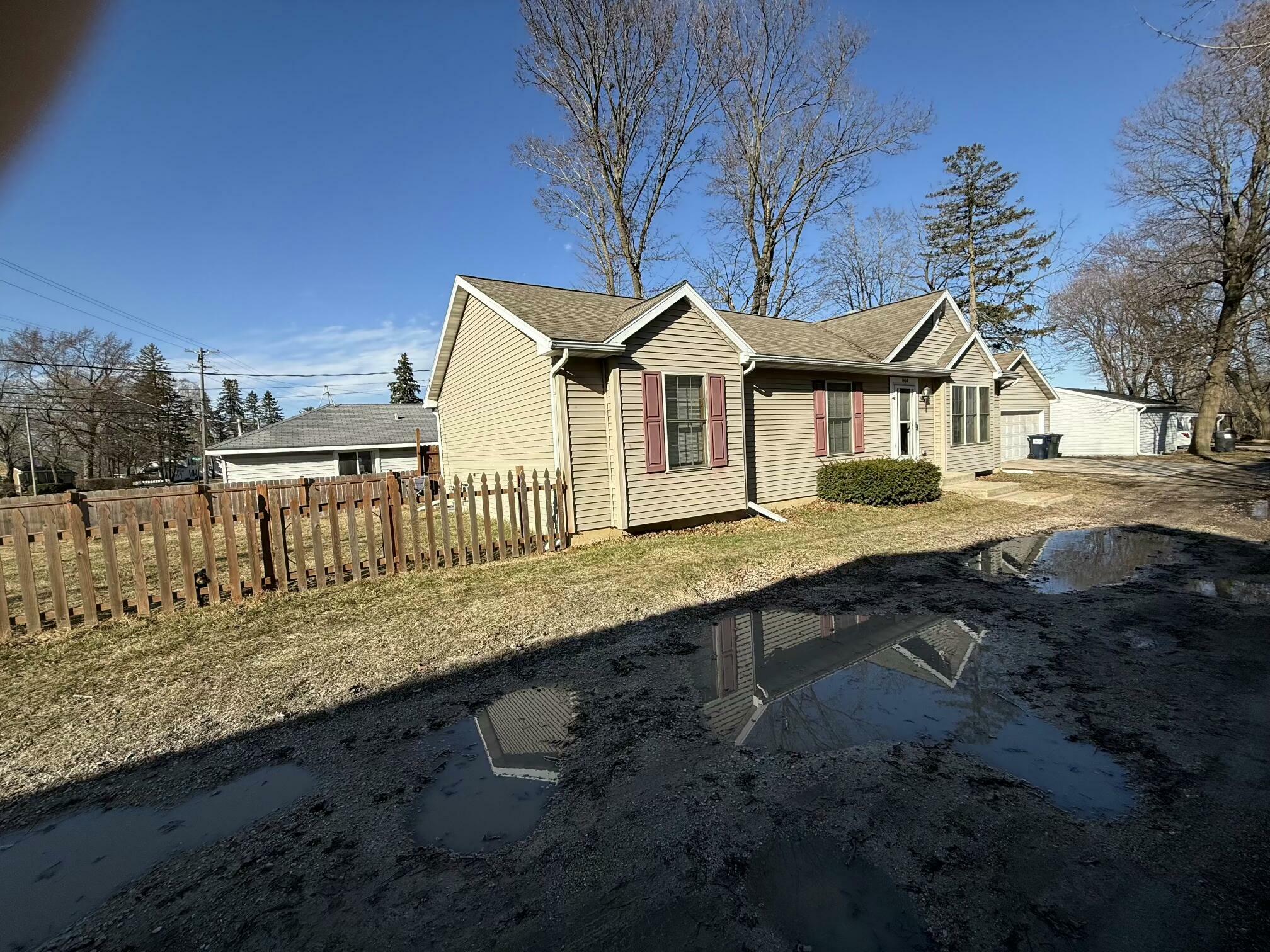 1409 Sheridan Rd  Somers WI 53140 photo