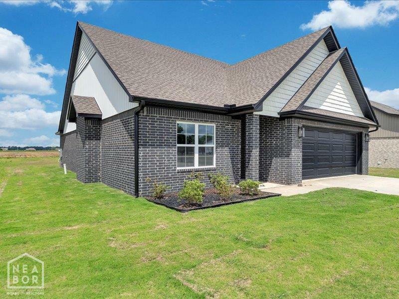 Property Photo: 185 Pintail Pointe AR 72442