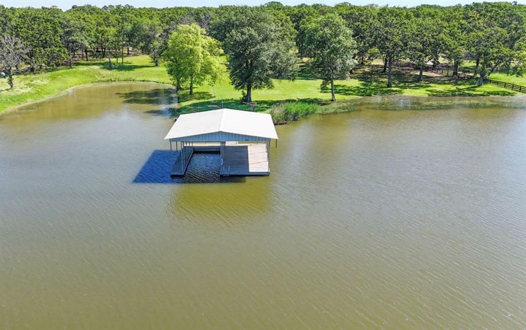 Property Photo: 9501 Oakwood Road TX 75474