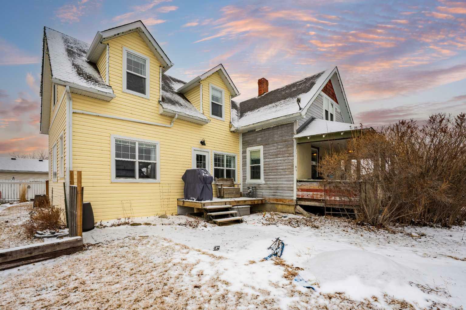 103 Niblock Street  Cayley AB T0L 0P0 photo