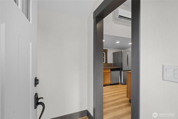 Property Photo: 402 W Second WA 98922