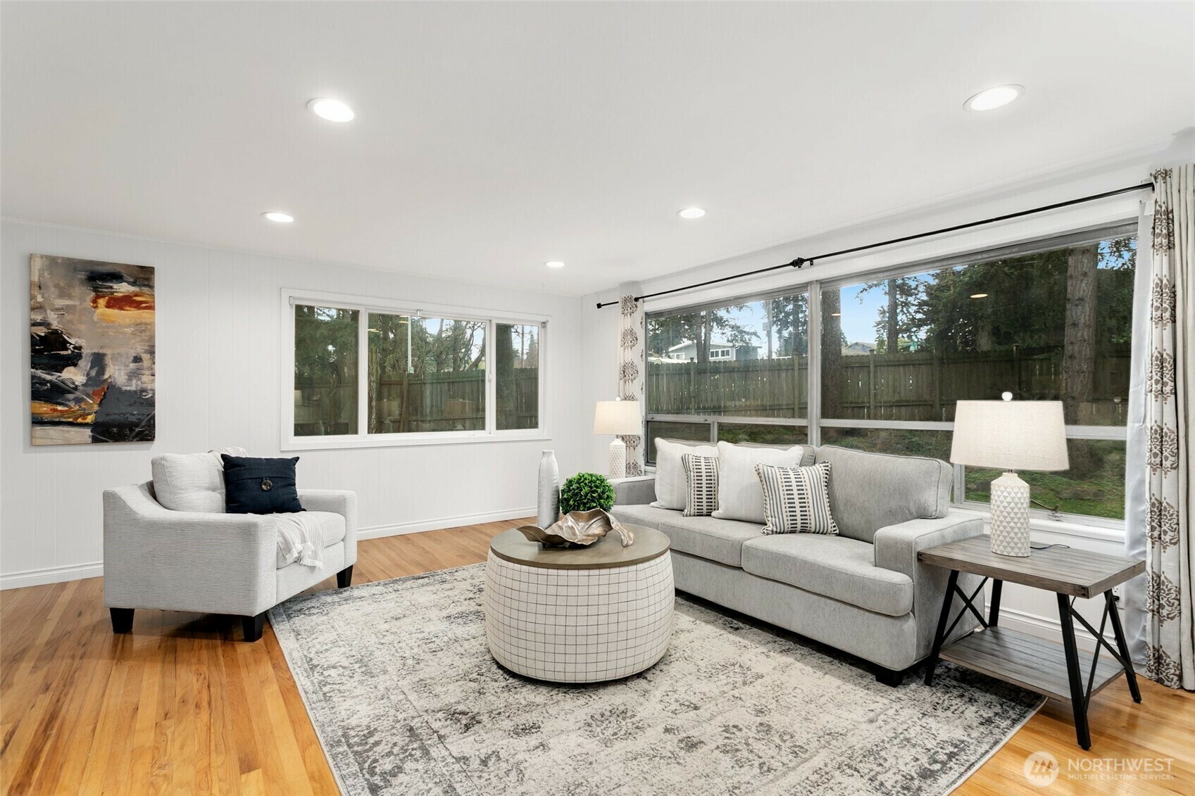 Property Photo: 12704 8th Avenue NE WA 98125