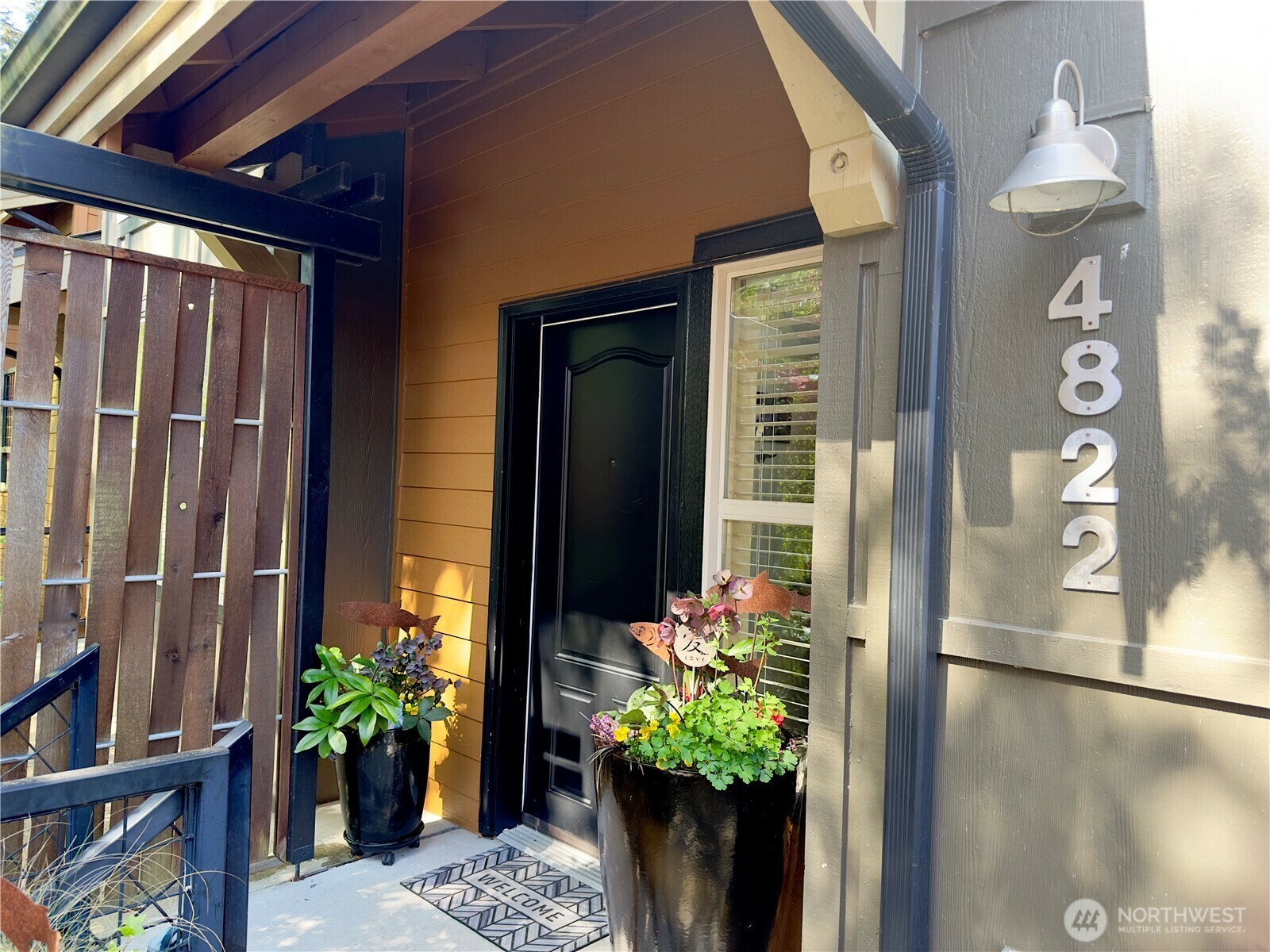 Property Photo: 4822 Ellis Way WA 98275