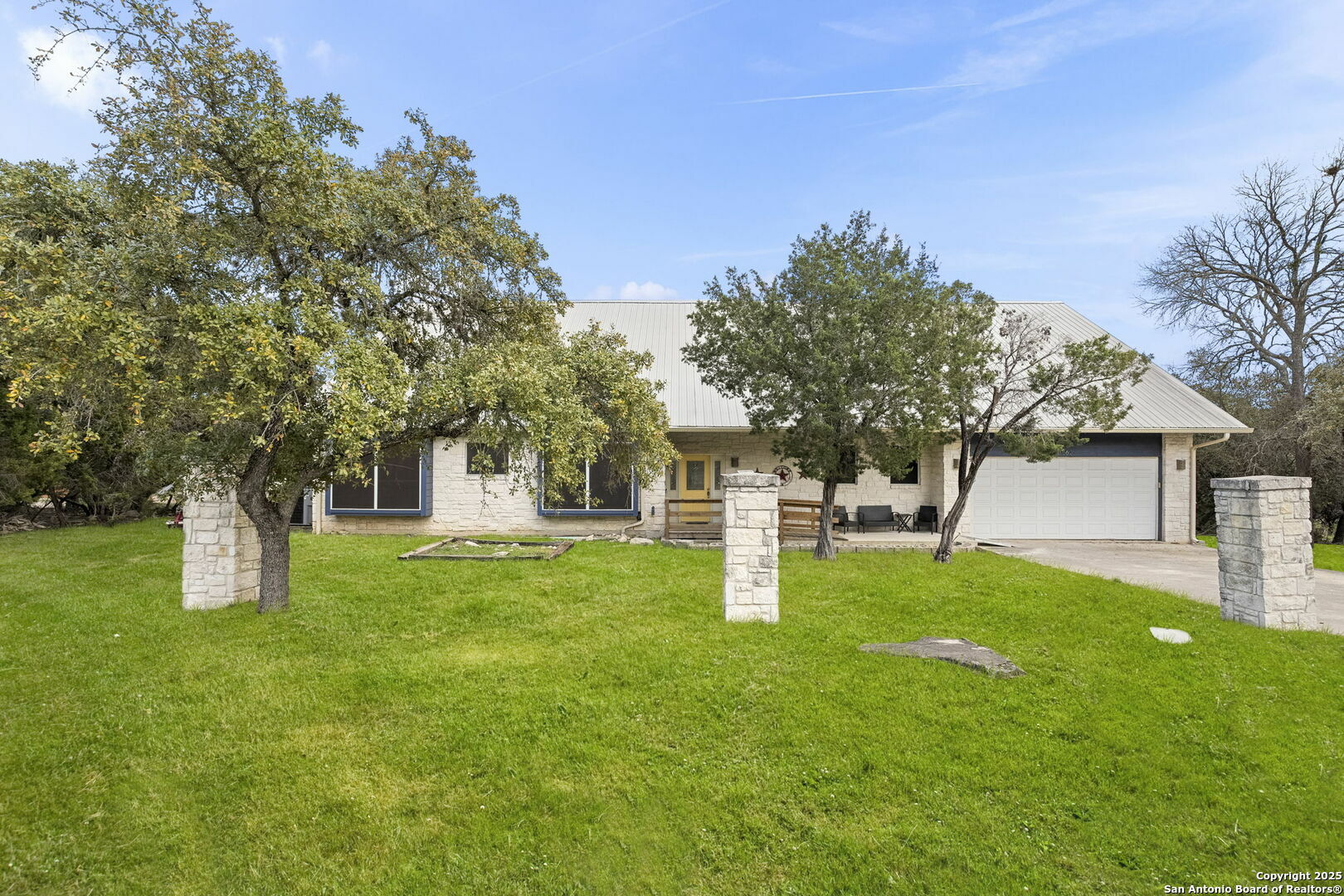 Property Photo: 1562 Bonnyview TX 78133