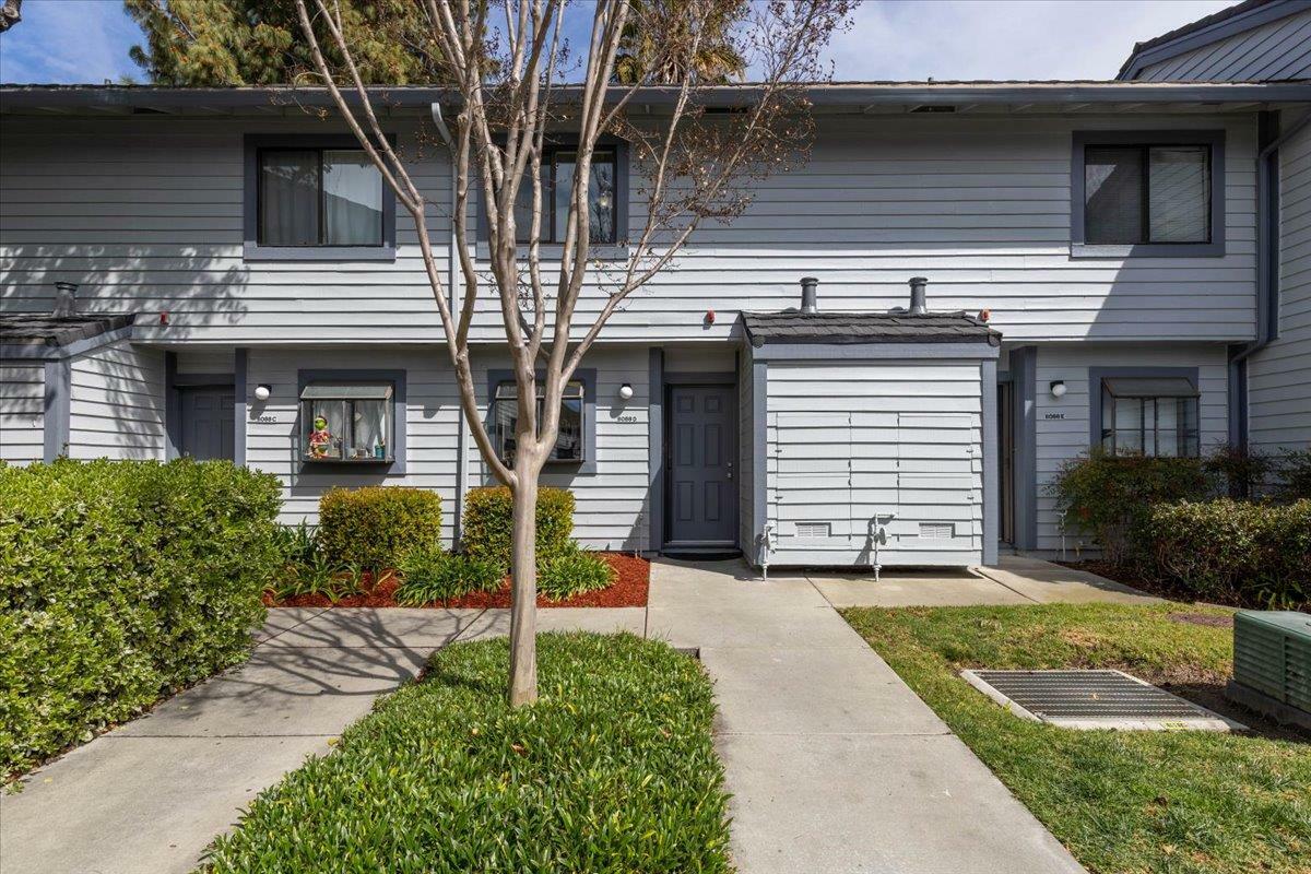 Property Photo: 6088 Joaquin Murieta Avenue D CA 94560