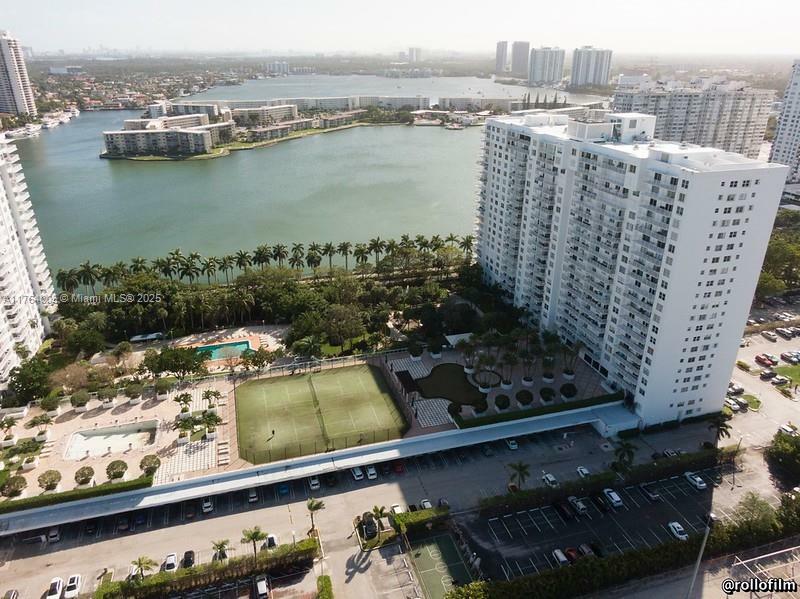 2801 NE 183rd St 709W  Aventura FL 33160 photo