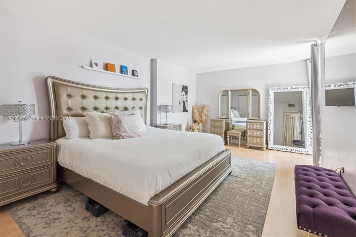 Property Photo:
