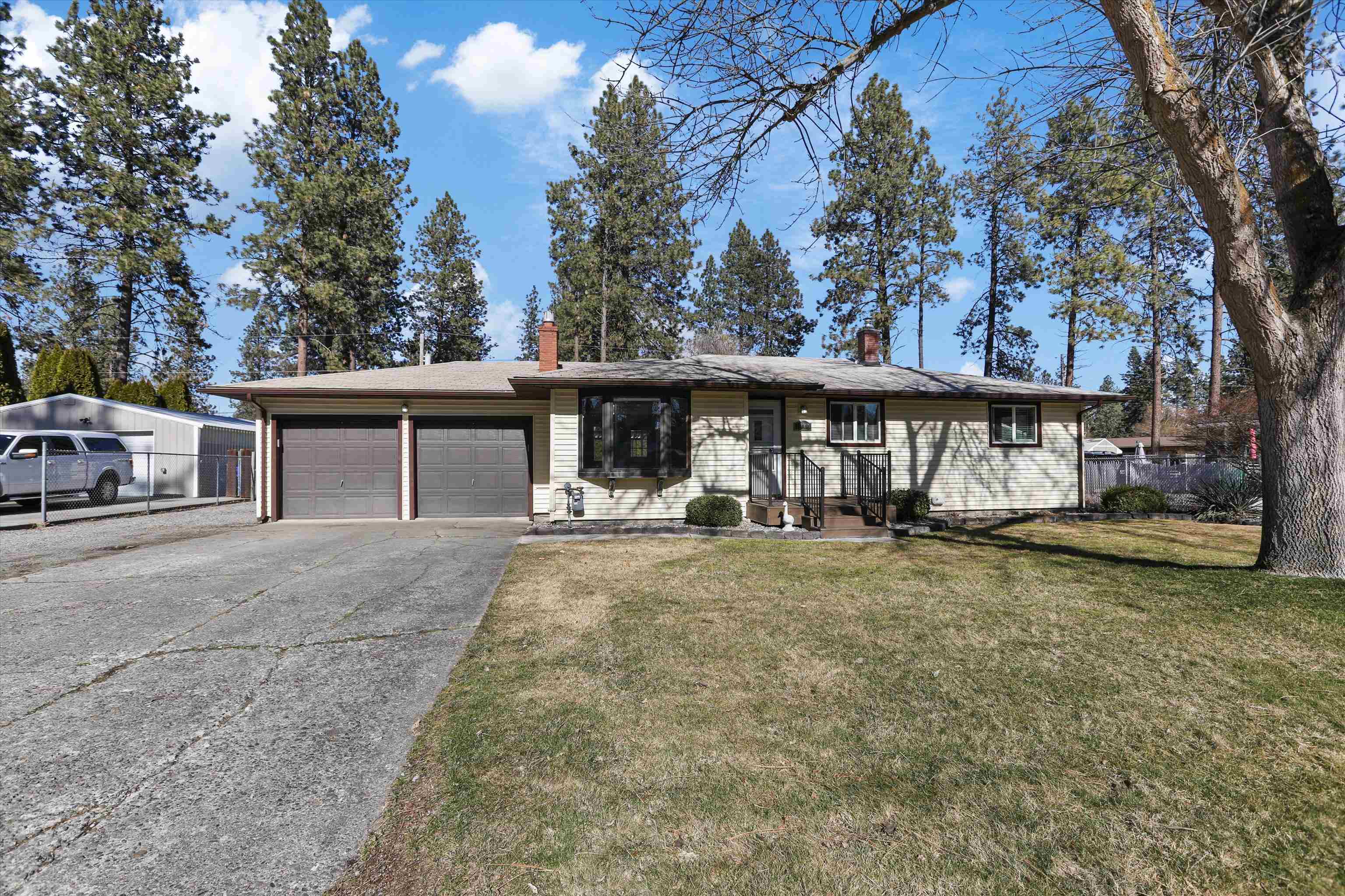 13011 E Blossey Ave  Spokane Valley WA 99216 photo