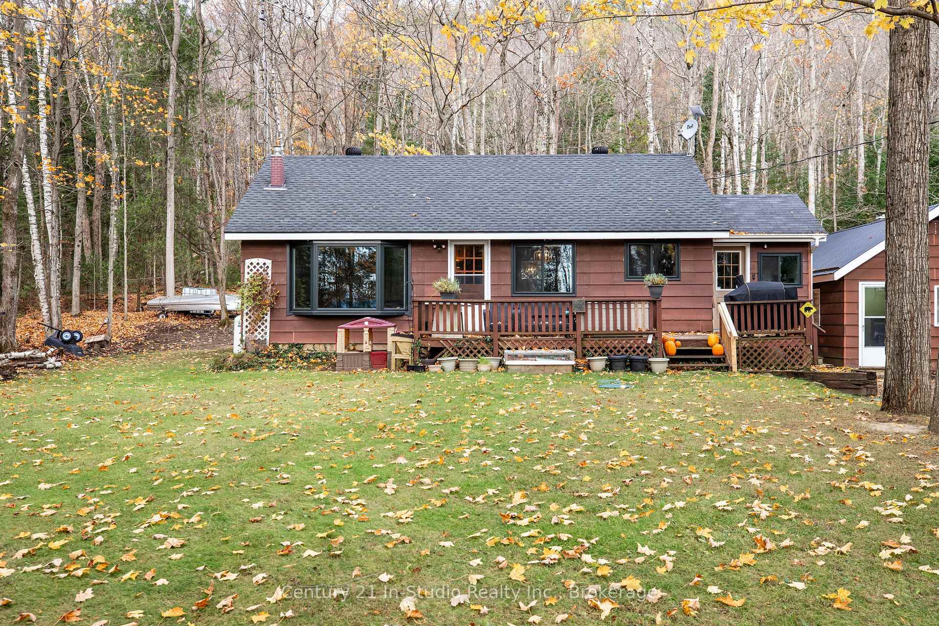 Photo de la propriété: 415 Mallory Beach Road ON N0H 2T0