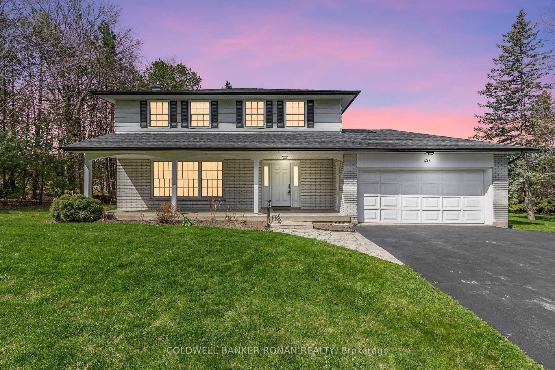 Property Photo: 40 William Street ON L9R 1M7