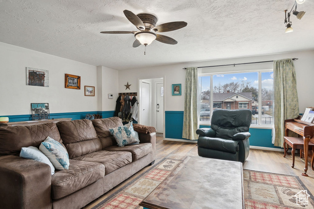 Property Photo: 352 S 100 W UT 84337