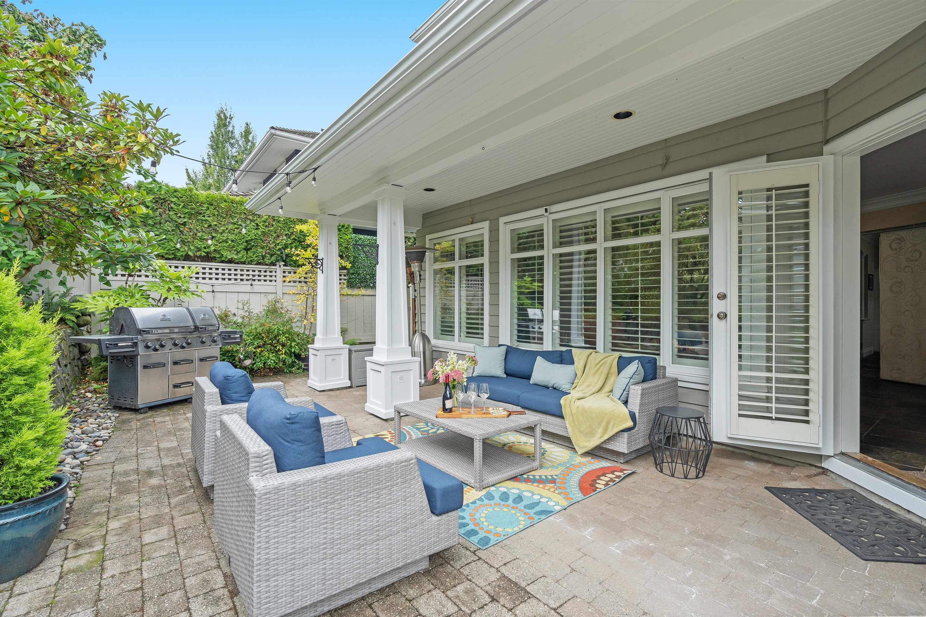 Property Photo: 938 Kings Avenue BC V7T 2B7