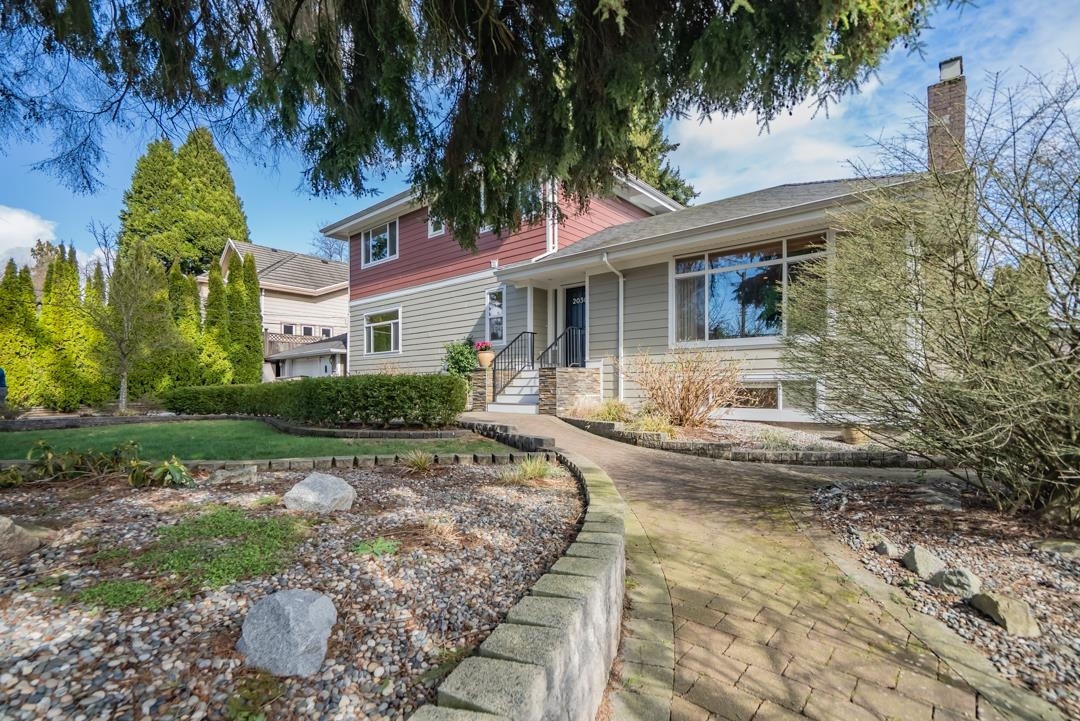 Property Photo: 2050 Sperling Avenue BC V5B 4K5