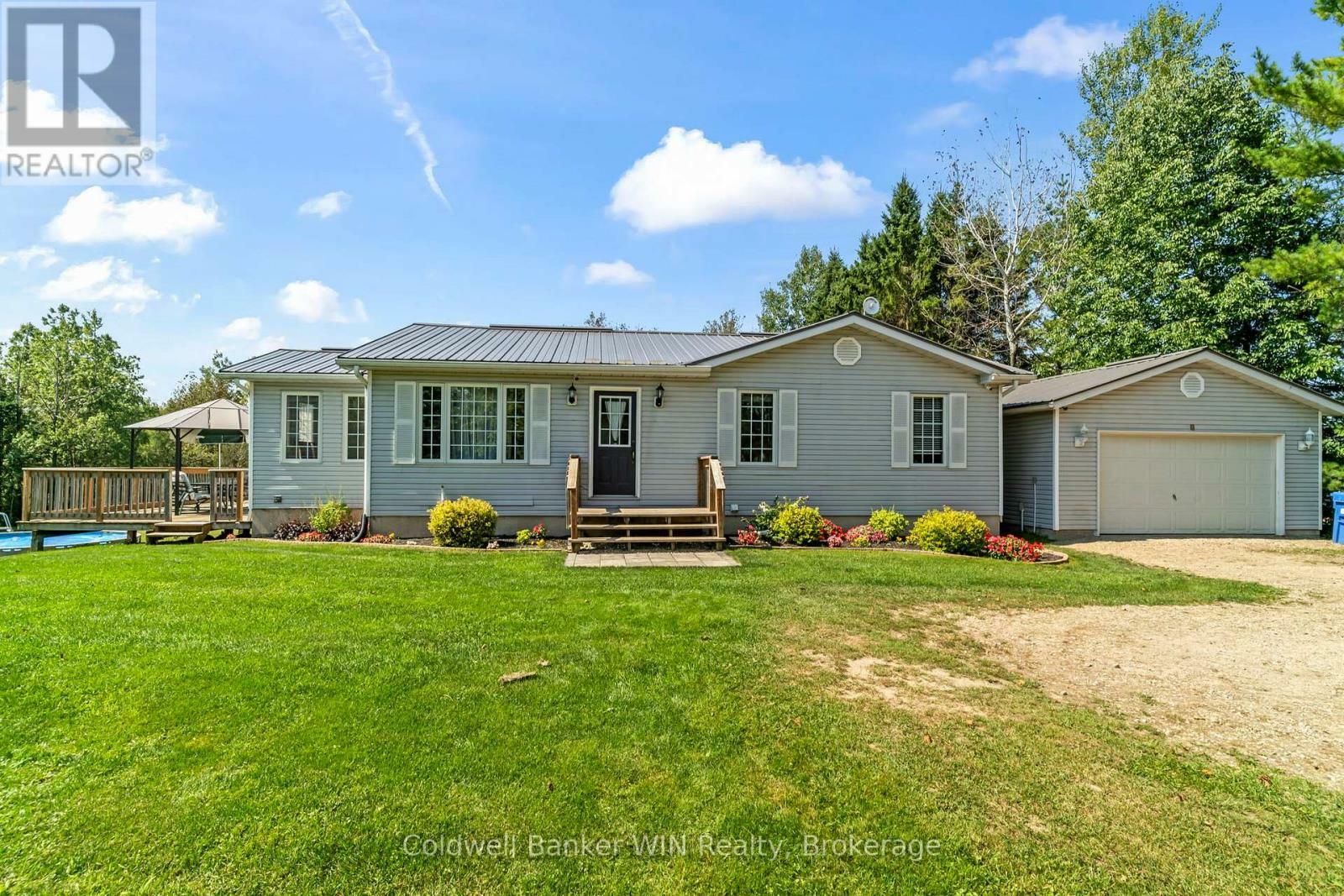 Property Photo: 111462 Grey Road 14 ON N0G 1N0