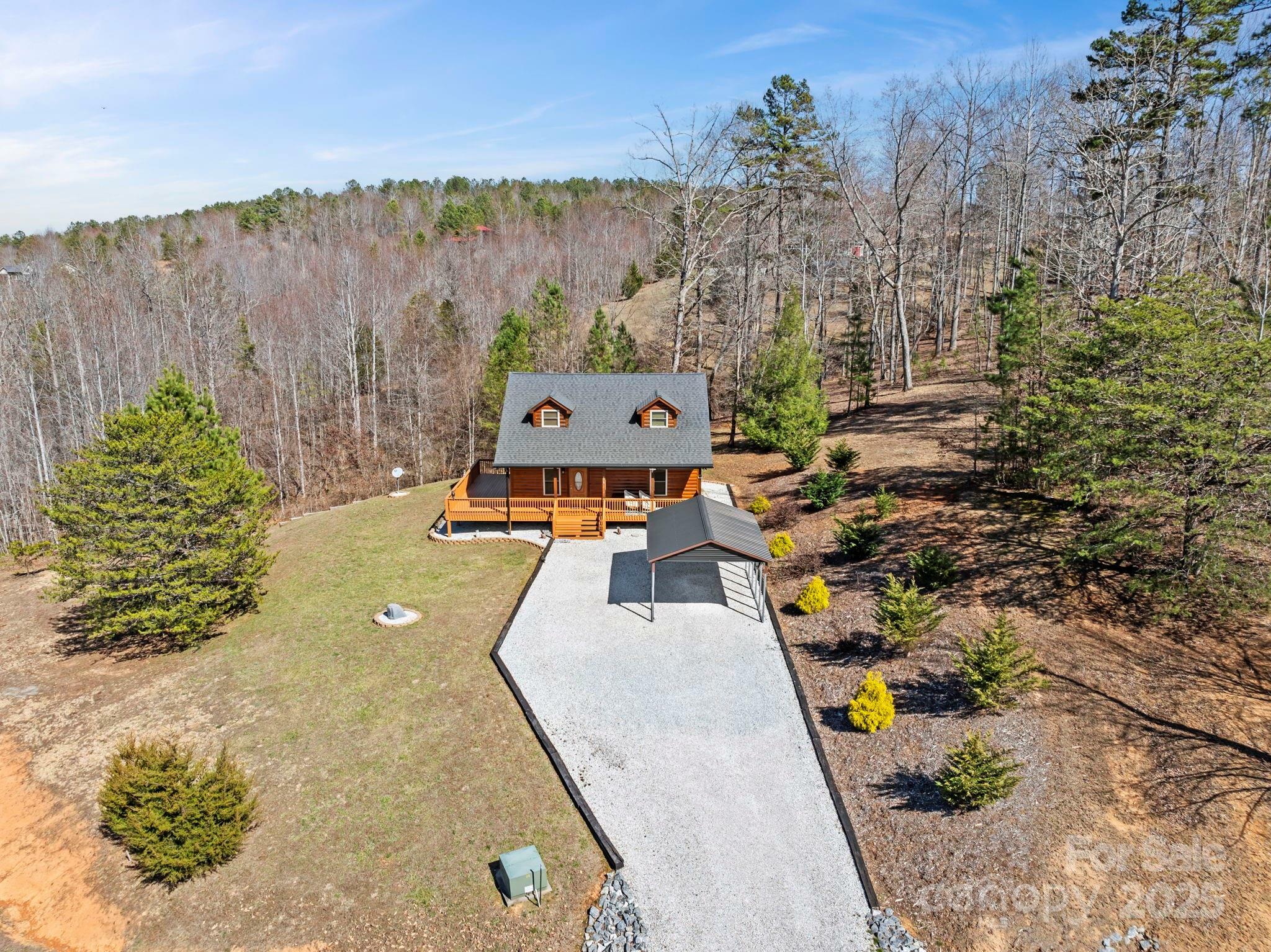 Property Photo: 176 Mystic Ridge NC 28167