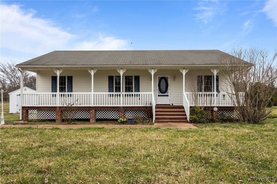 Property Photo: 275 Old Howerton Road VA 22454