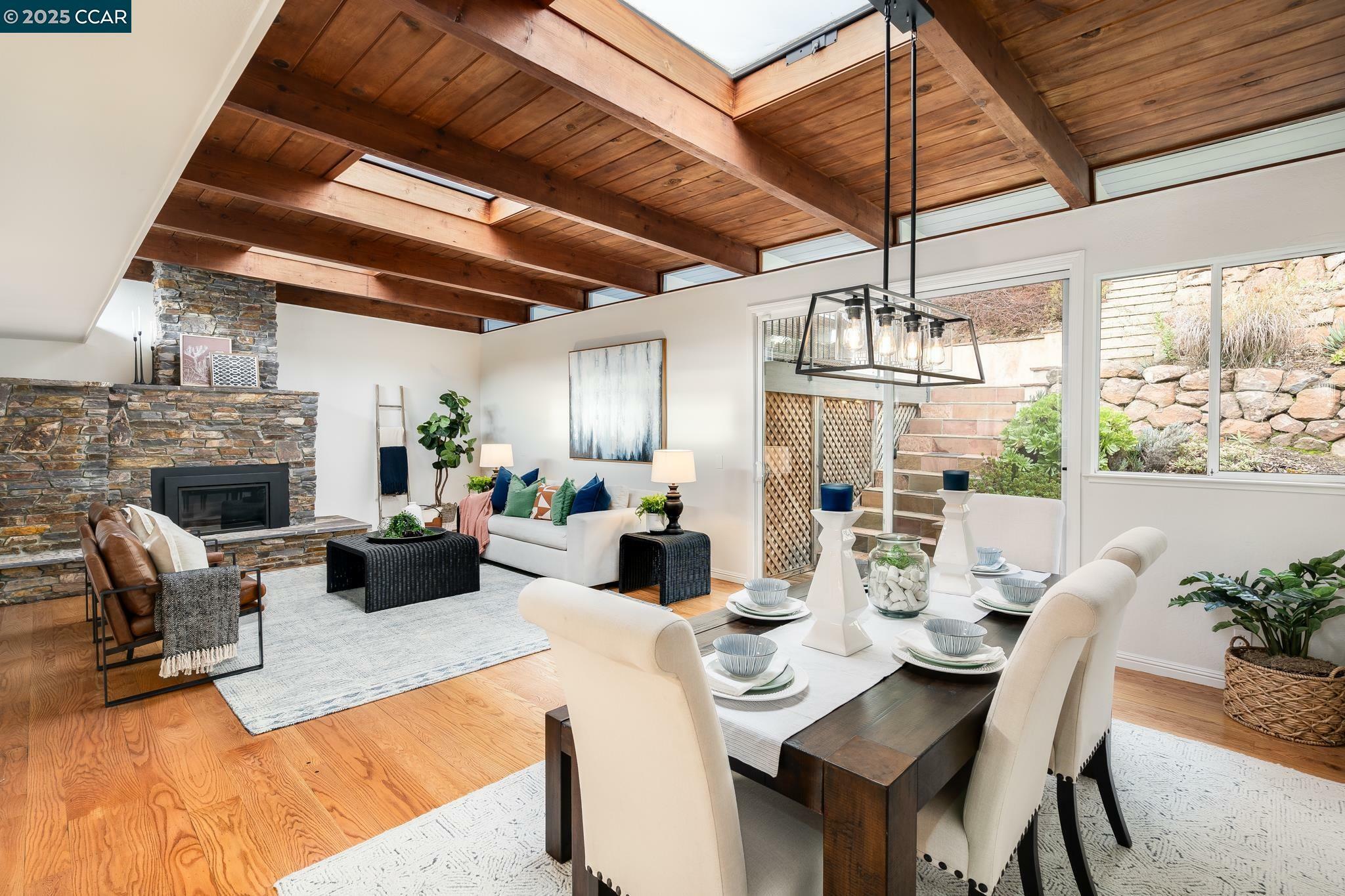 Property Photo: 231 Orchard Rd CA 94563