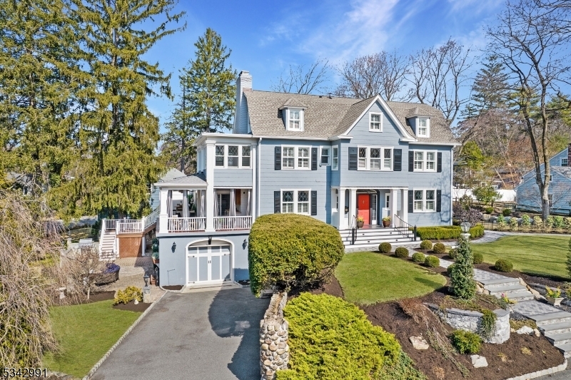 Property Photo: 44 Overlook Rd NJ 07006