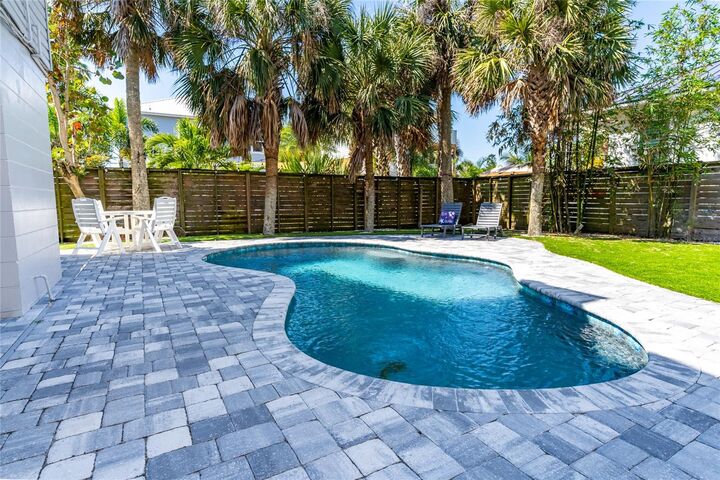 Property Photo: 602 S Atlantic Avenue FL 32169