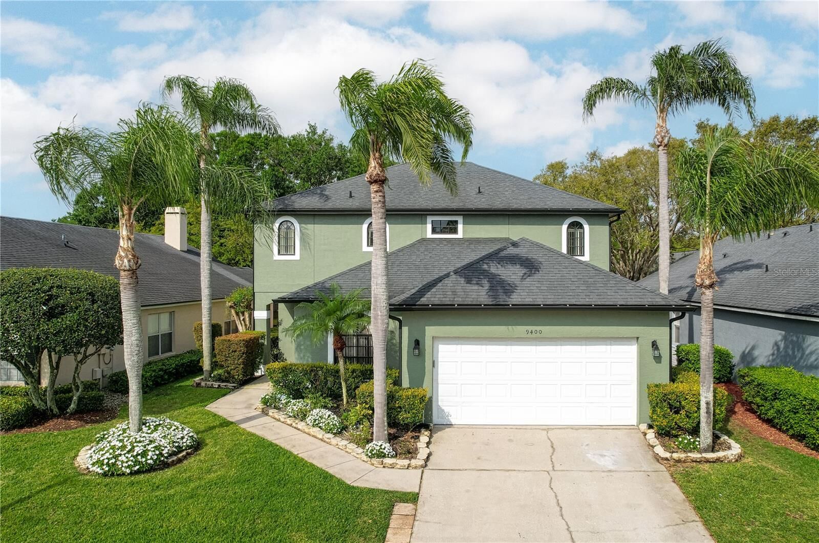 Property Photo:  9400 Southern Garden Circle  FL 32714 