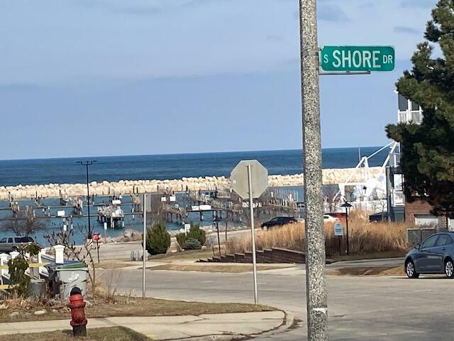 2651 S Shore Dr  Milwaukee WI 53207 photo