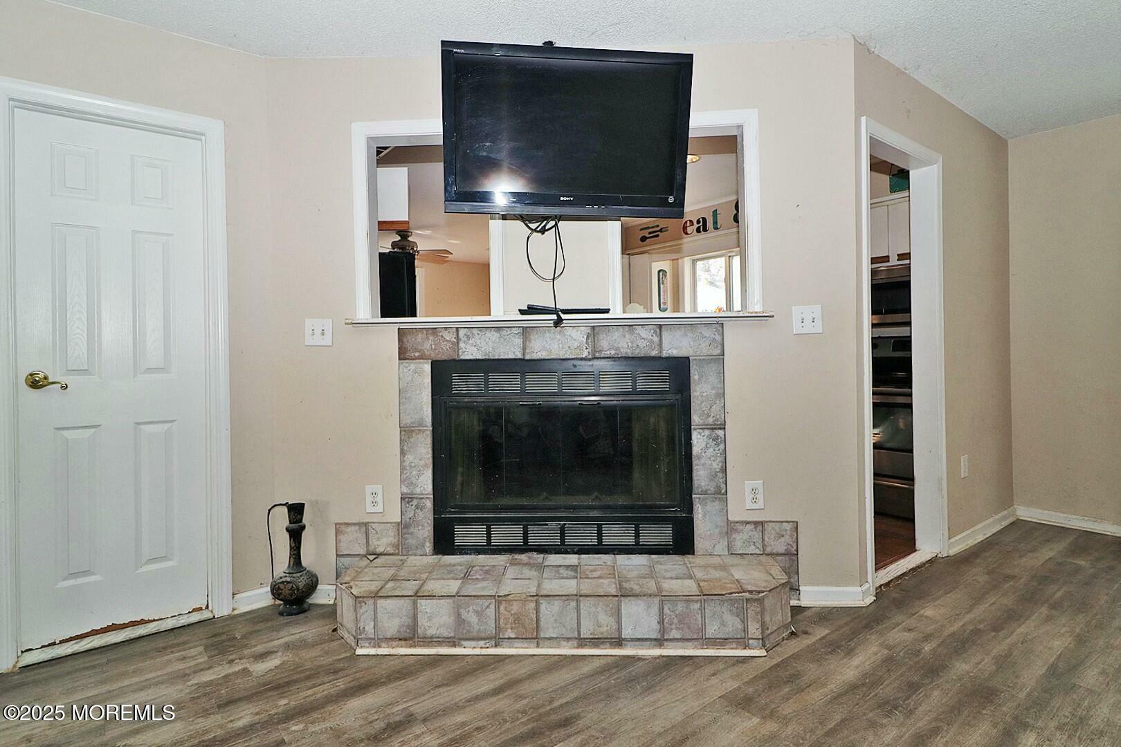 Property Photo: 33 Ravenwood Boulevard NJ 08005