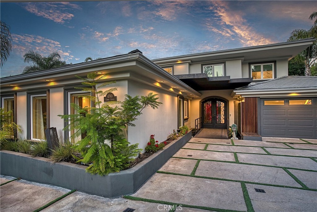 Property Photo:  4760 Corbin Avenue  CA 91356 