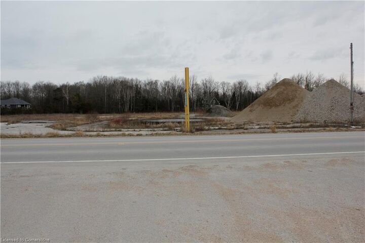 Property Photo: 701 Main St Street E ON N0H 2G0