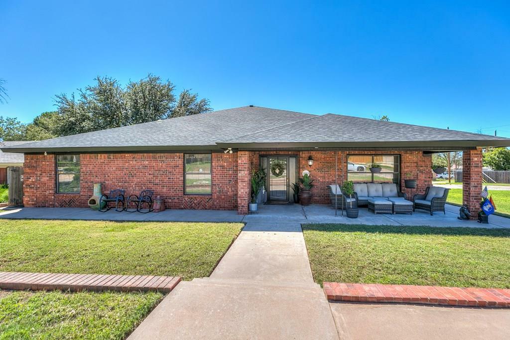 Property Photo: 3613 Clark Dr TX 76904