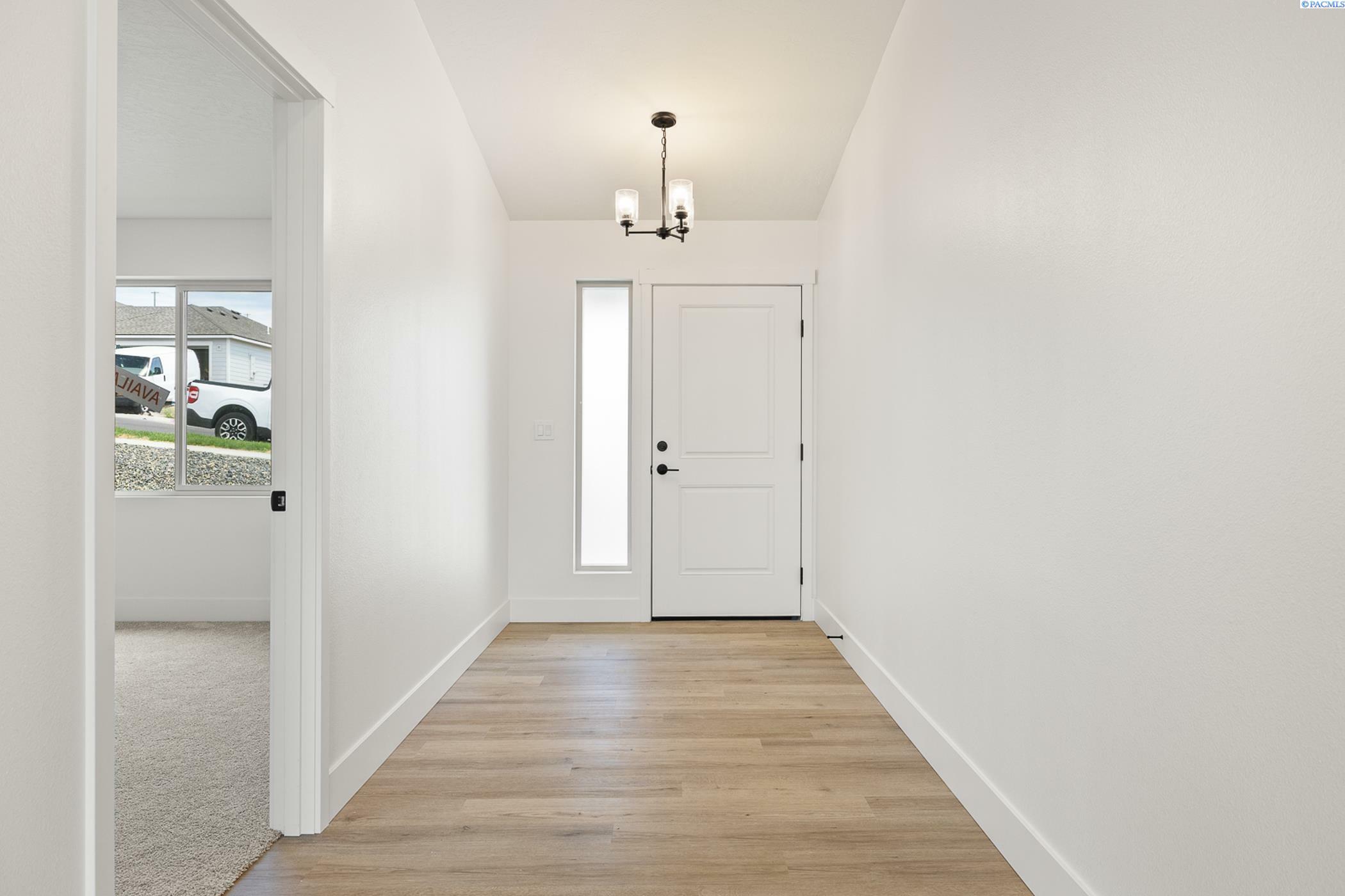 Property Photo: 2900 S Penn St WA 99338