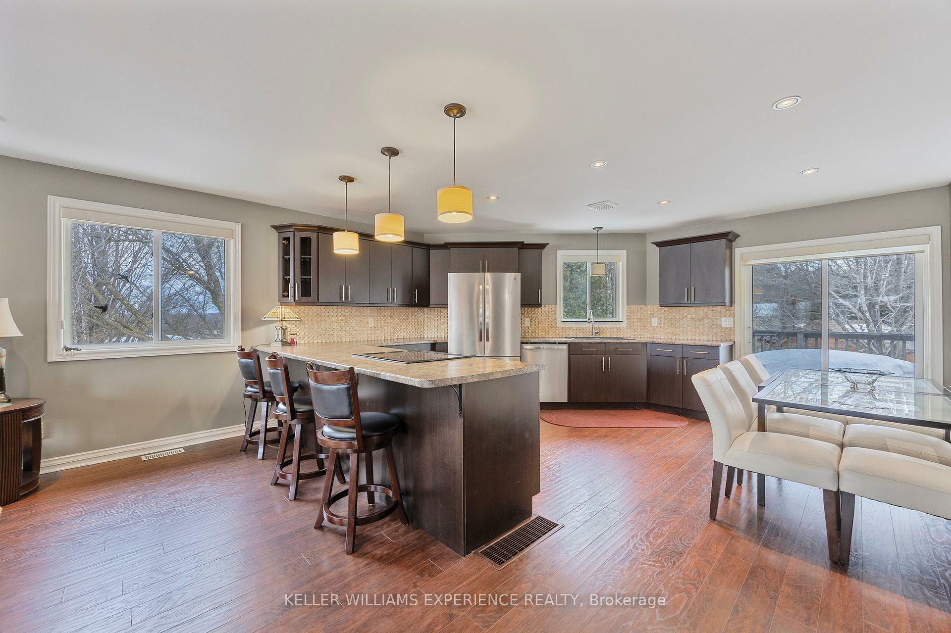 Property Photo: 5 Moreau Court ON L9M 1L3