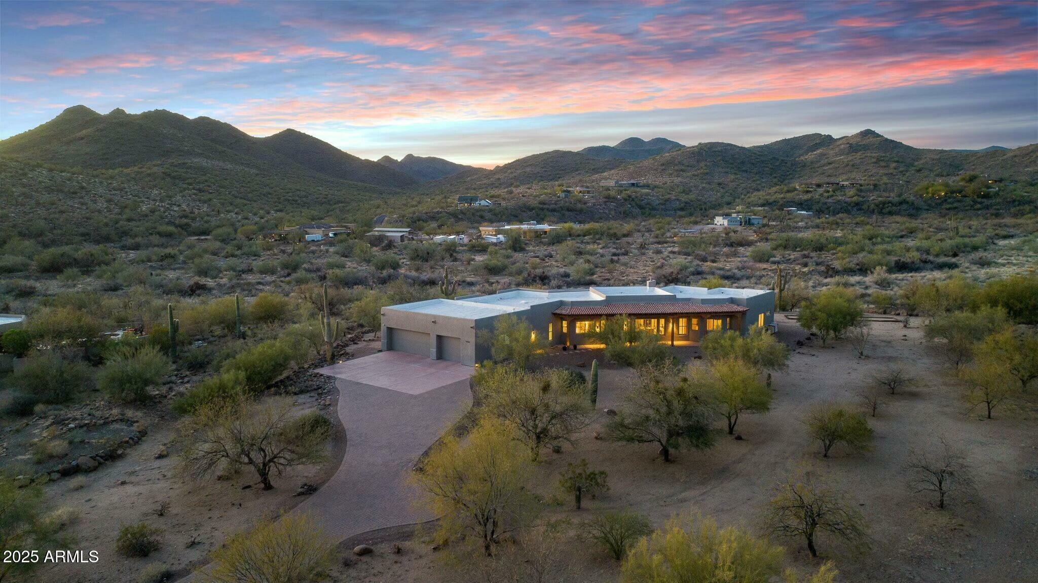 Property Photo: 36190 N Creek View Lane AZ 85331