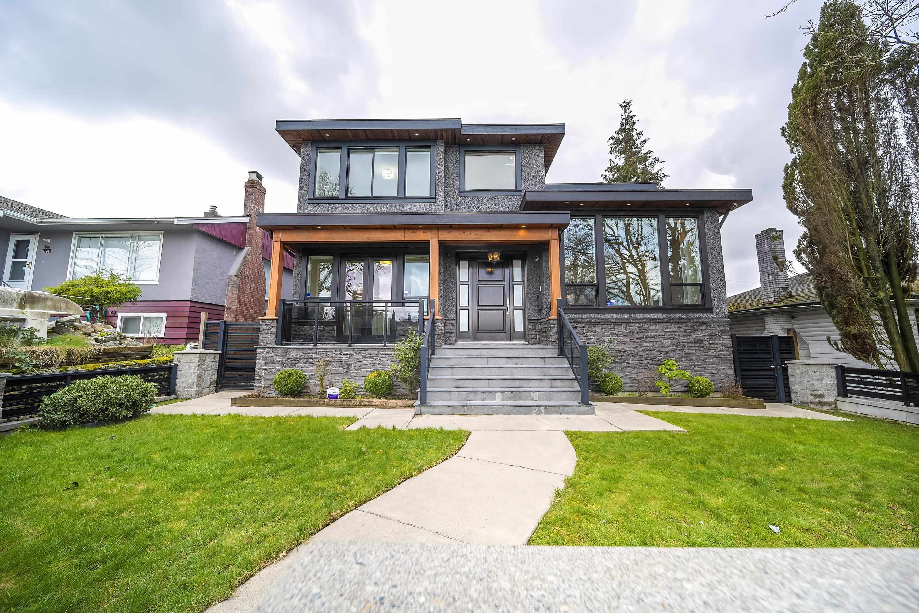 Property Photo: 3832 Kincaid Street BC V5G 1V7