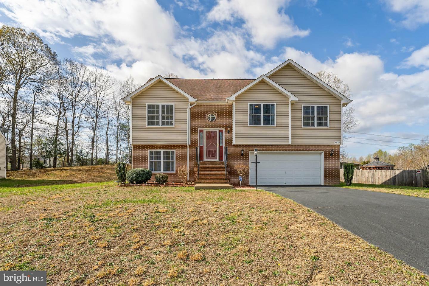 Property Photo: 9567 Barbaras Way VA 22485