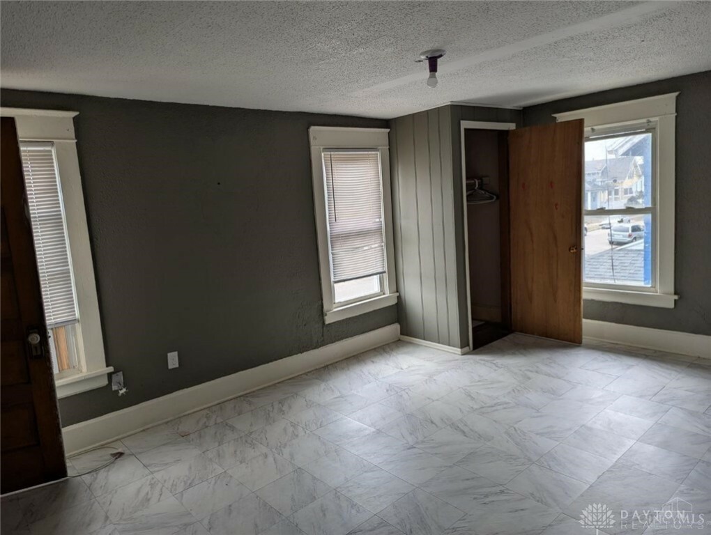 Property Photo:  721 11th Avenue  OH 45044 