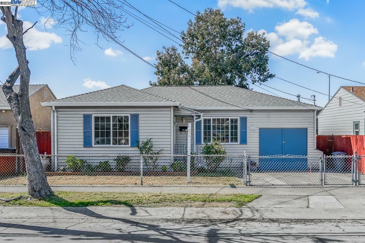 1049 Martin Blvd  San Leandro CA 94577 photo