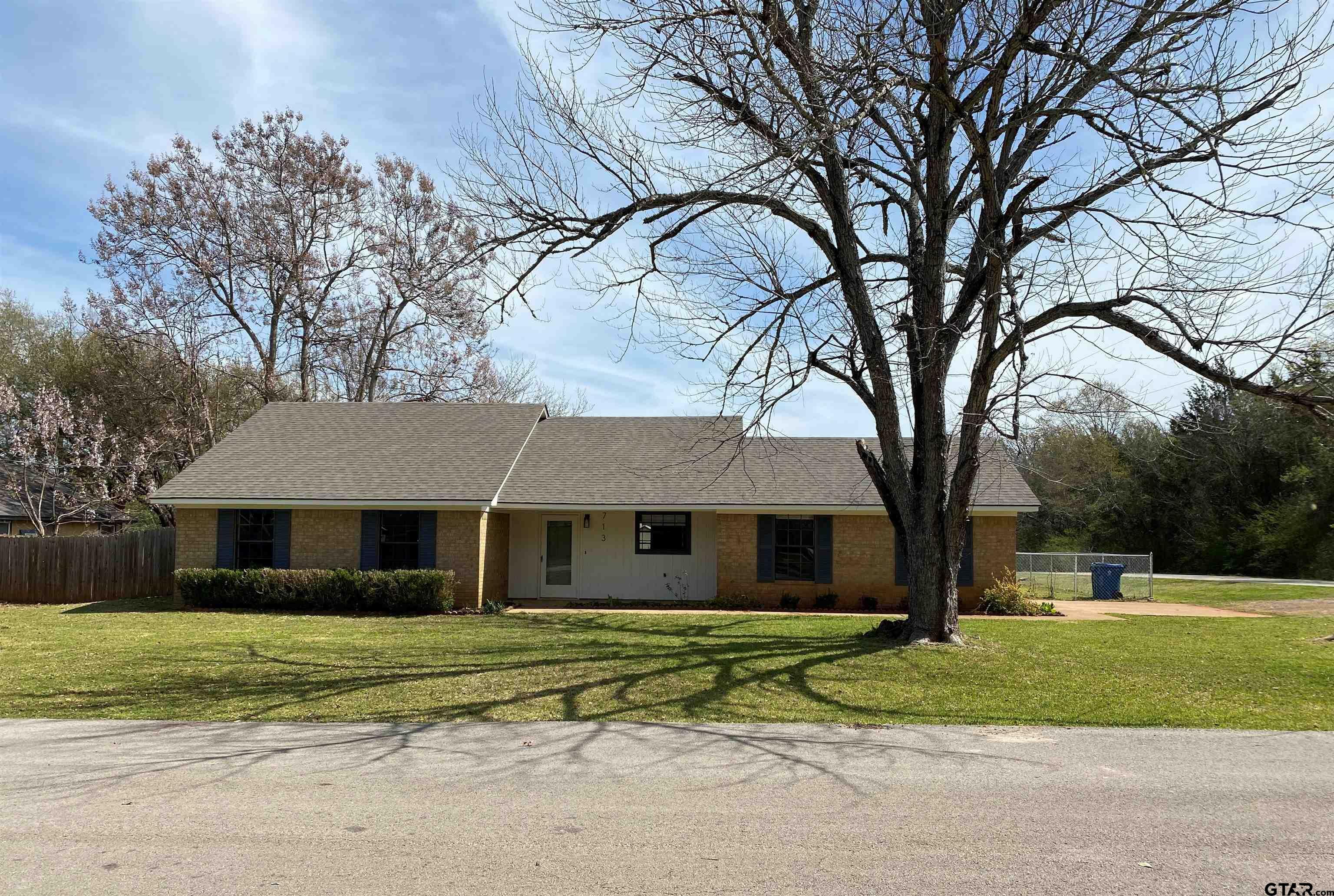 Property Photo: 713 Pheasant Ln TX 75791